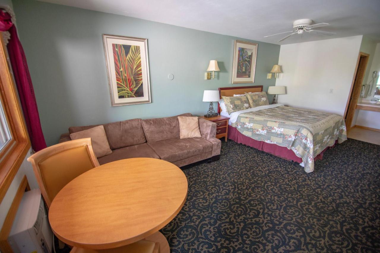 Coachlite Inn Sister Bay Esterno foto