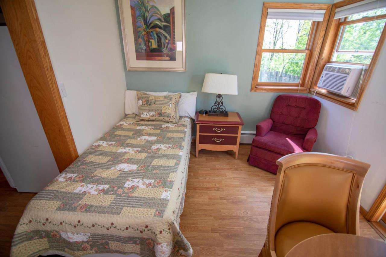 Coachlite Inn Sister Bay Esterno foto