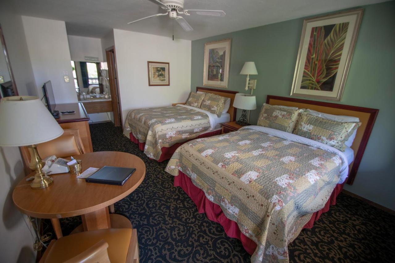 Coachlite Inn Sister Bay Esterno foto
